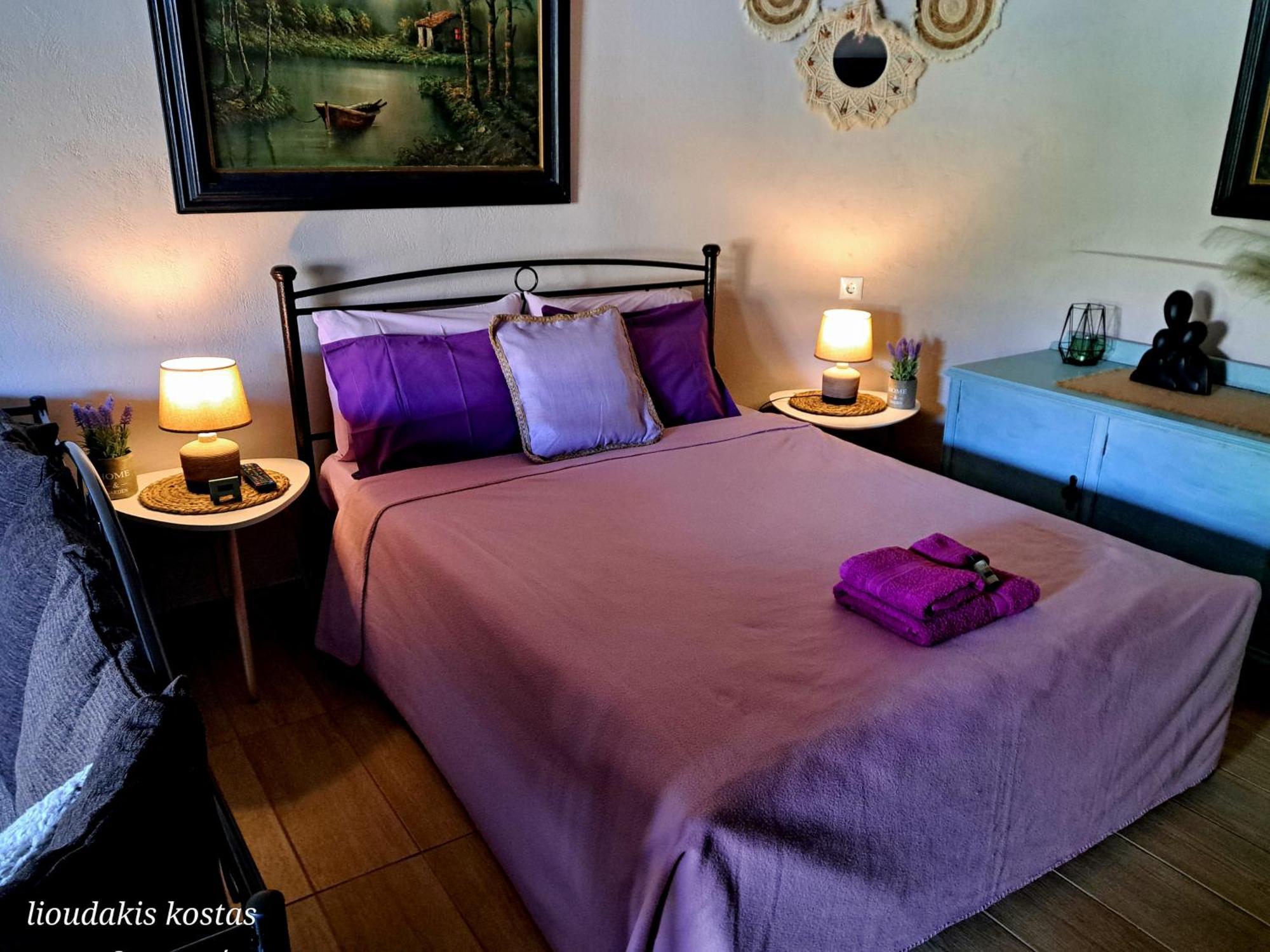 Zoe Garden Apartment
